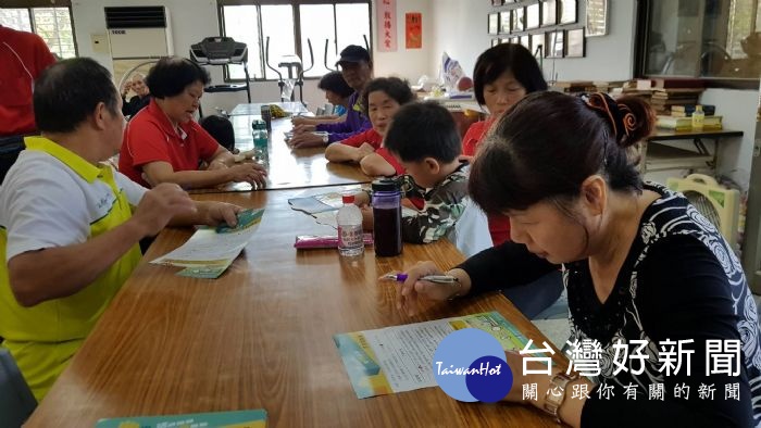 為提倡公民參與地方事務,青年事務局辦理參與式預算「青年活絡富岡」方案發表會暨民意調查