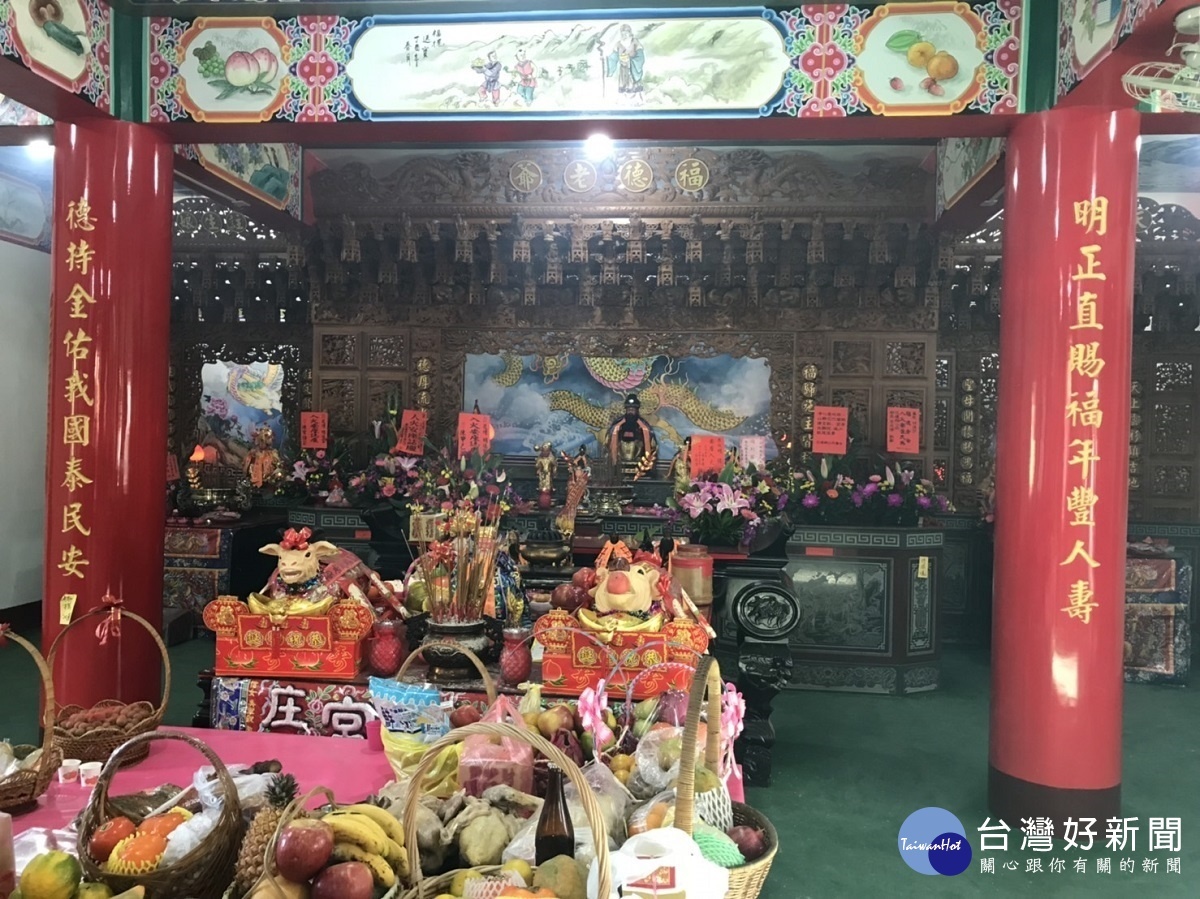花壇口中明德宮福德老爺入火安座。圖/記者鄧富珍攝