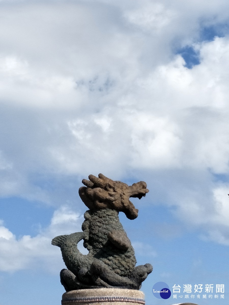 王功漁港的入口意象。圖/記者鄧富珍攝
