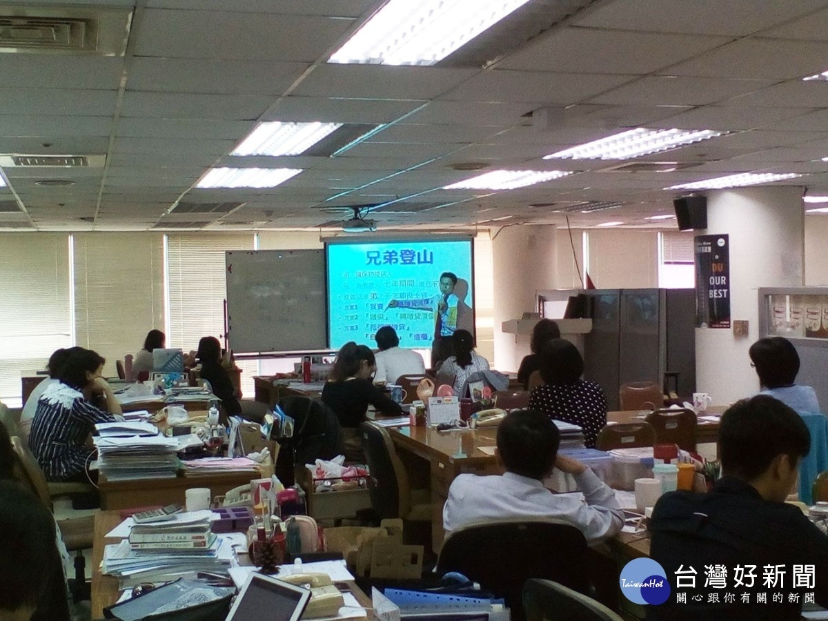 黃國霖擔任台北大學法學院學生「資產健檢與信託運用」課程講師