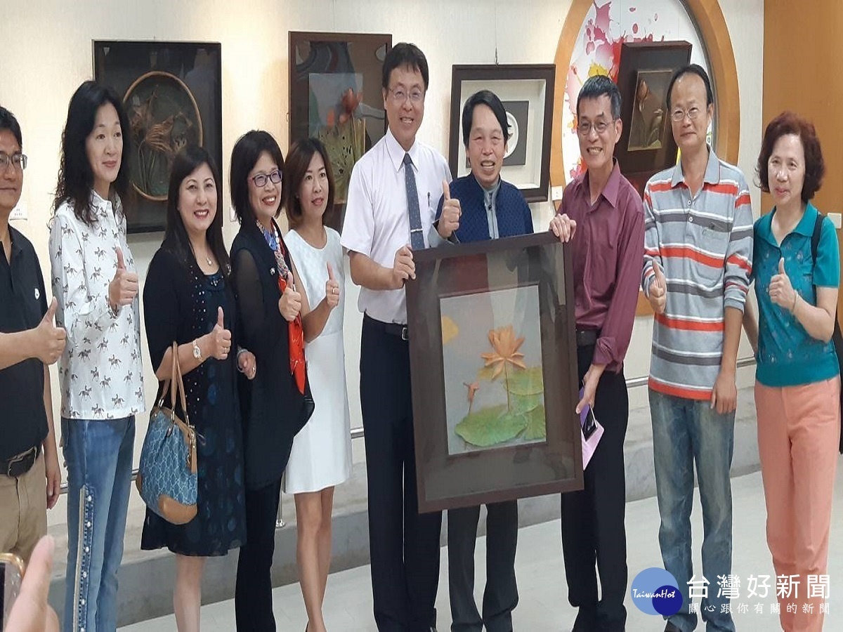 員家藝廊黃媽慶木雕大師展 期培育全人多元未來公民