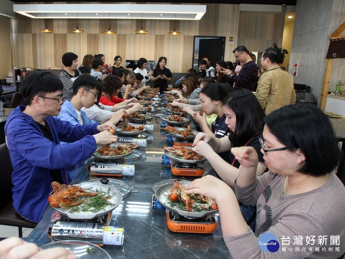 花壇新農匯神農釣小龍蝦吃蝦比賽 助推廣台灣在地農產