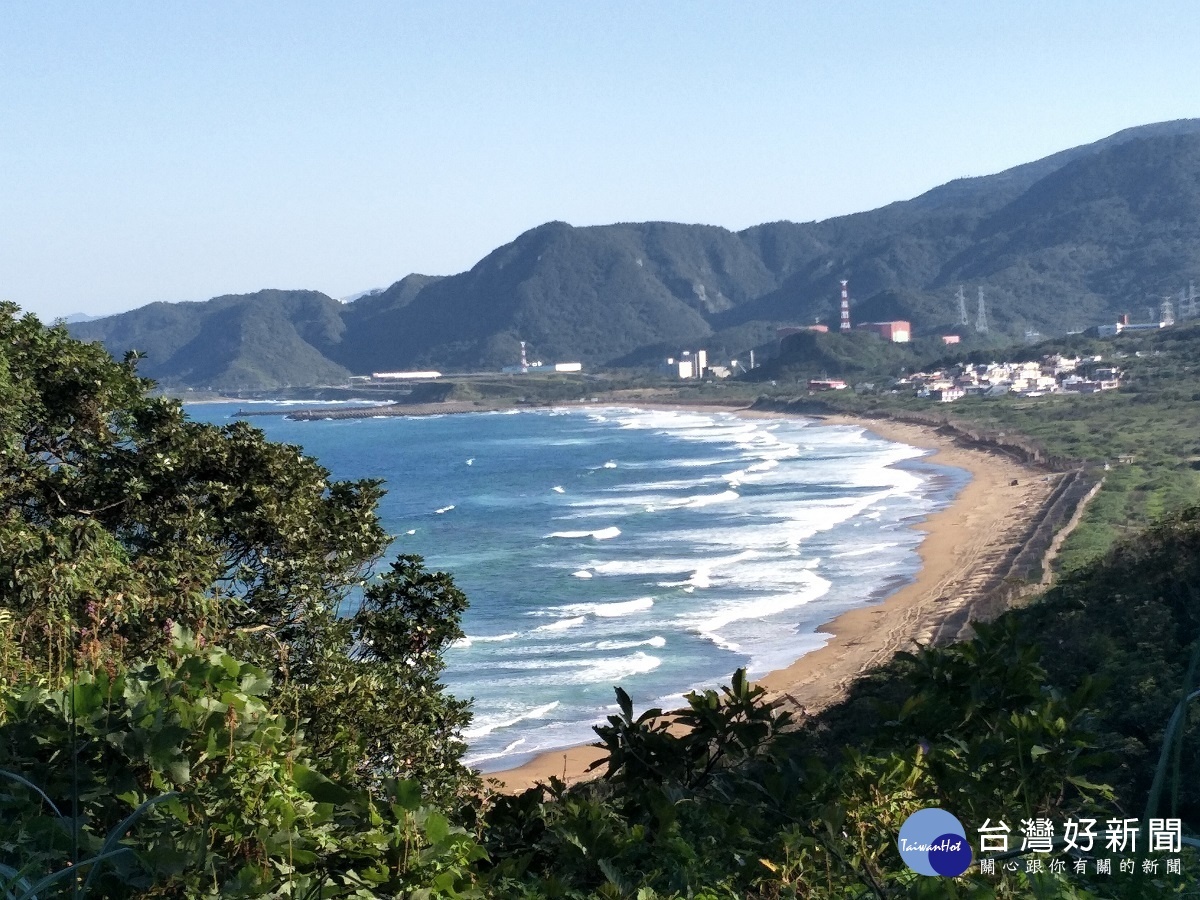 金山萬里沿海天然海灣景觀。圖／記者鄧富珍攝