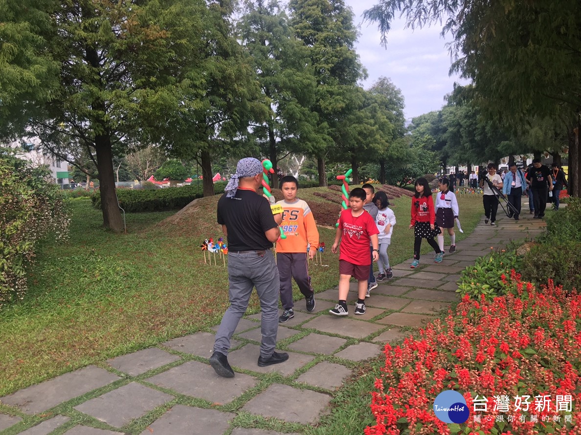 頂新和德基金深耕永靖 播夢種籽守護鄉親的童年