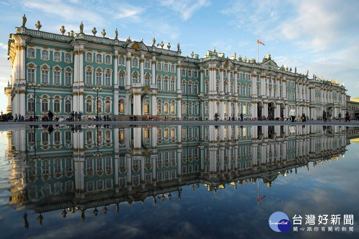 冬宮曾是俄羅斯沙皇的官邸，與大英博物館、大都會博物館、羅浮宮和故宮並稱世界五大博物館。（圖／喜鴻假期提供）