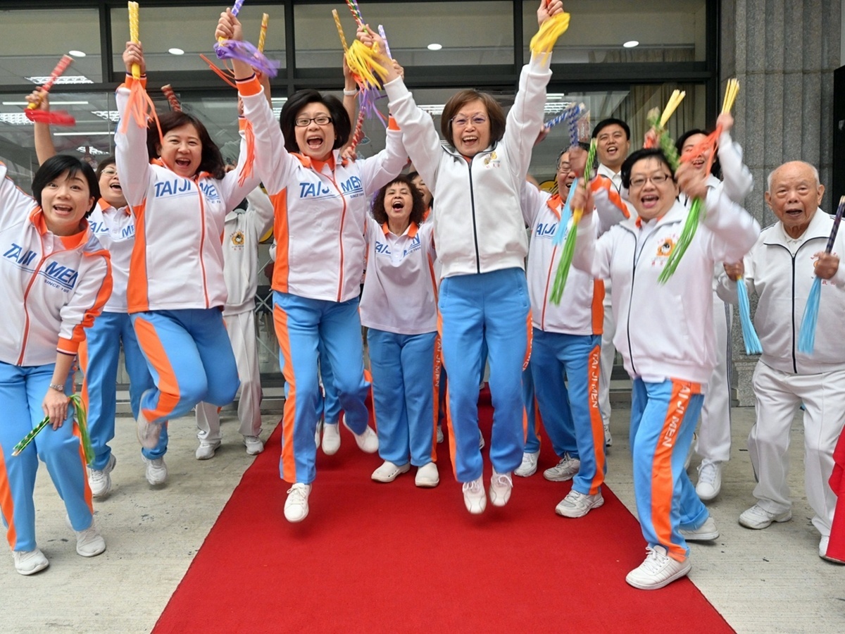 青少年帶來青春、活力、energy的「快樂無所不在」舞蹈,活力四射讓現場來賓的細胞都young起來