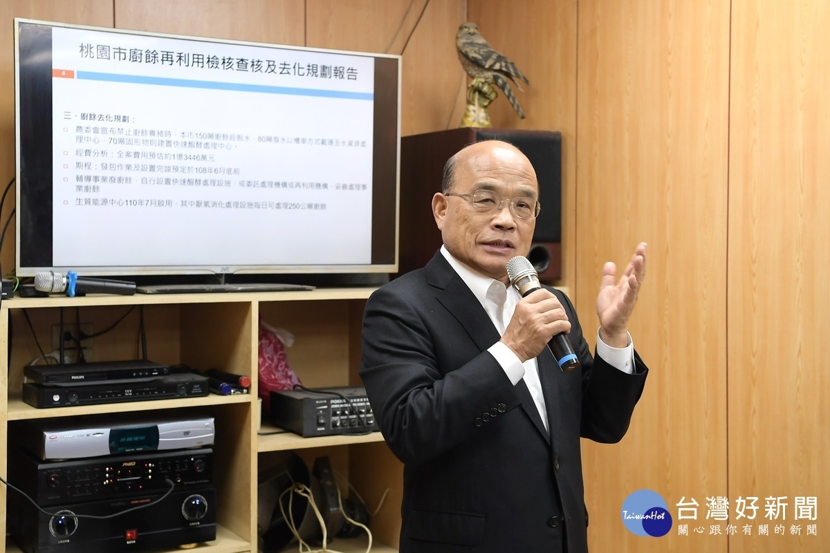 行政院長蘇貞昌巡視桃園欣倫畜牧場發表非洲豬瘟防疫談話。