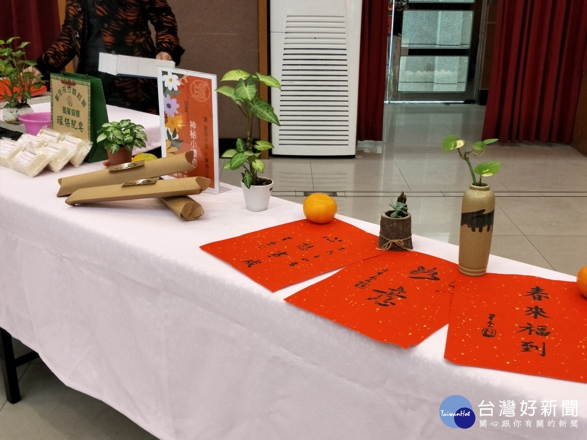 彰化市花海音樂季活動中的手作藝術。圖/記者鄧富珍攝