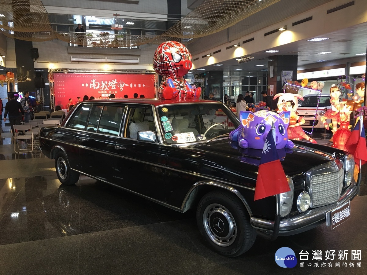 民國60年就在總統府服役的禮賓車展示。(記者扶小萍攝)