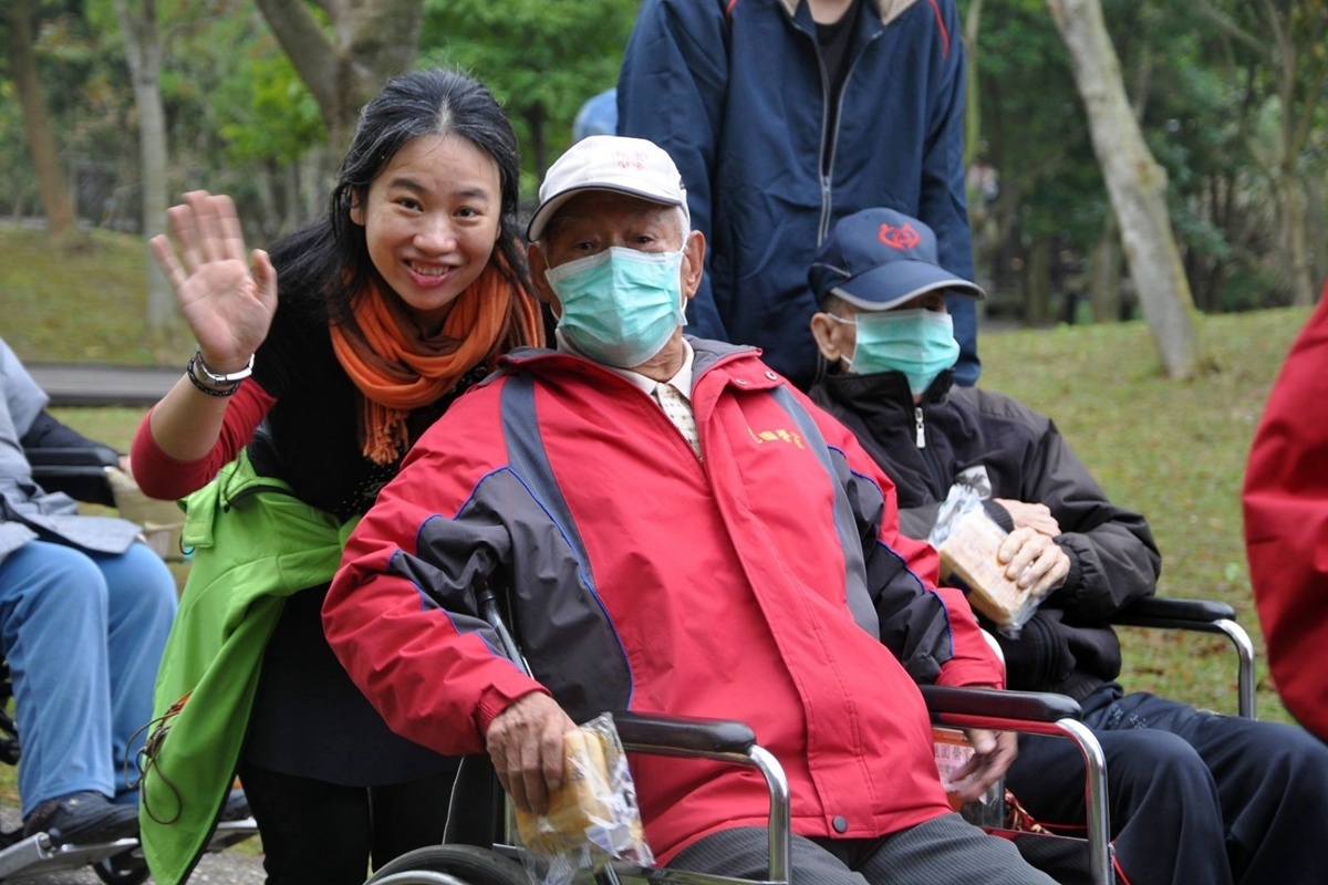 諸事如意迎新年 桃園榮家走春去