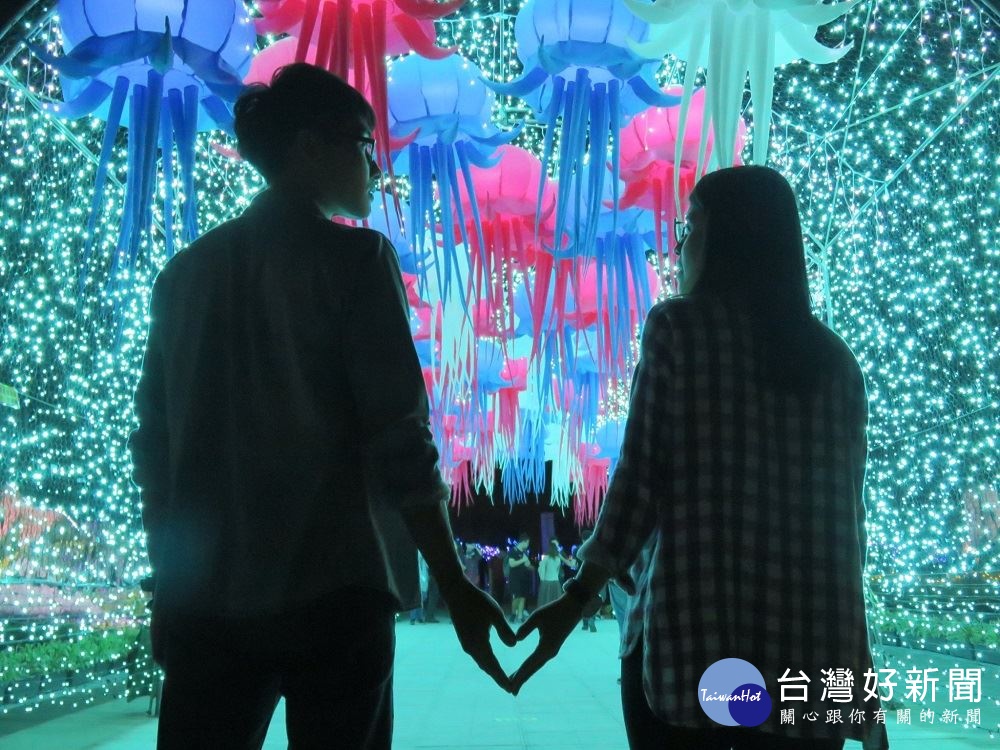 台灣燈會綠能燈區環保浪漫兼具　吸引遊客拍照打卡 台灣好新聞 第1張
