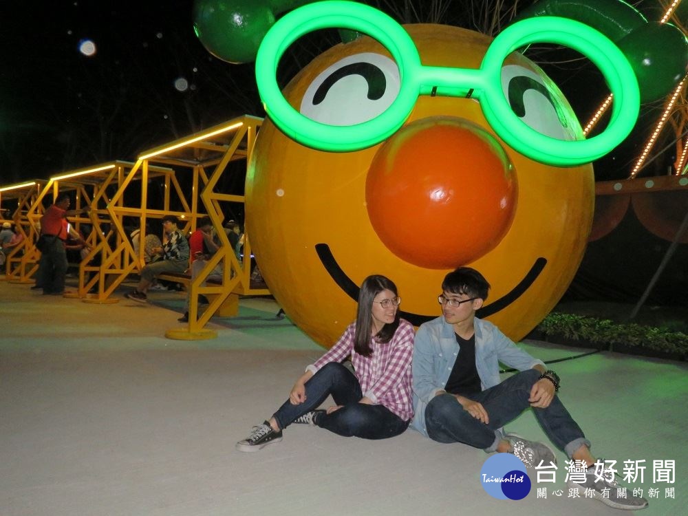 台灣燈會綠能燈區環保浪漫兼具　吸引遊客拍照打卡 台灣好新聞 第2張