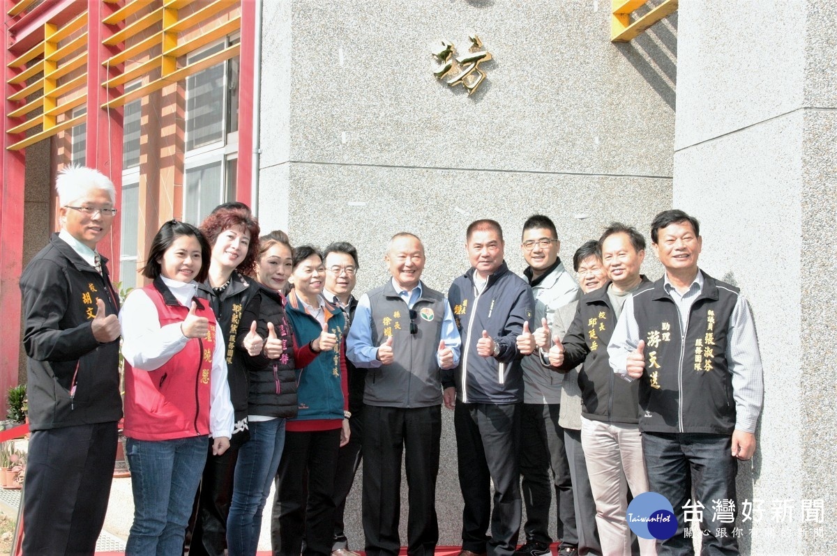 頭份興華高中學思坊社區共讀站揭牌　提供民眾舒適閱讀環境 台灣好新聞 第1張