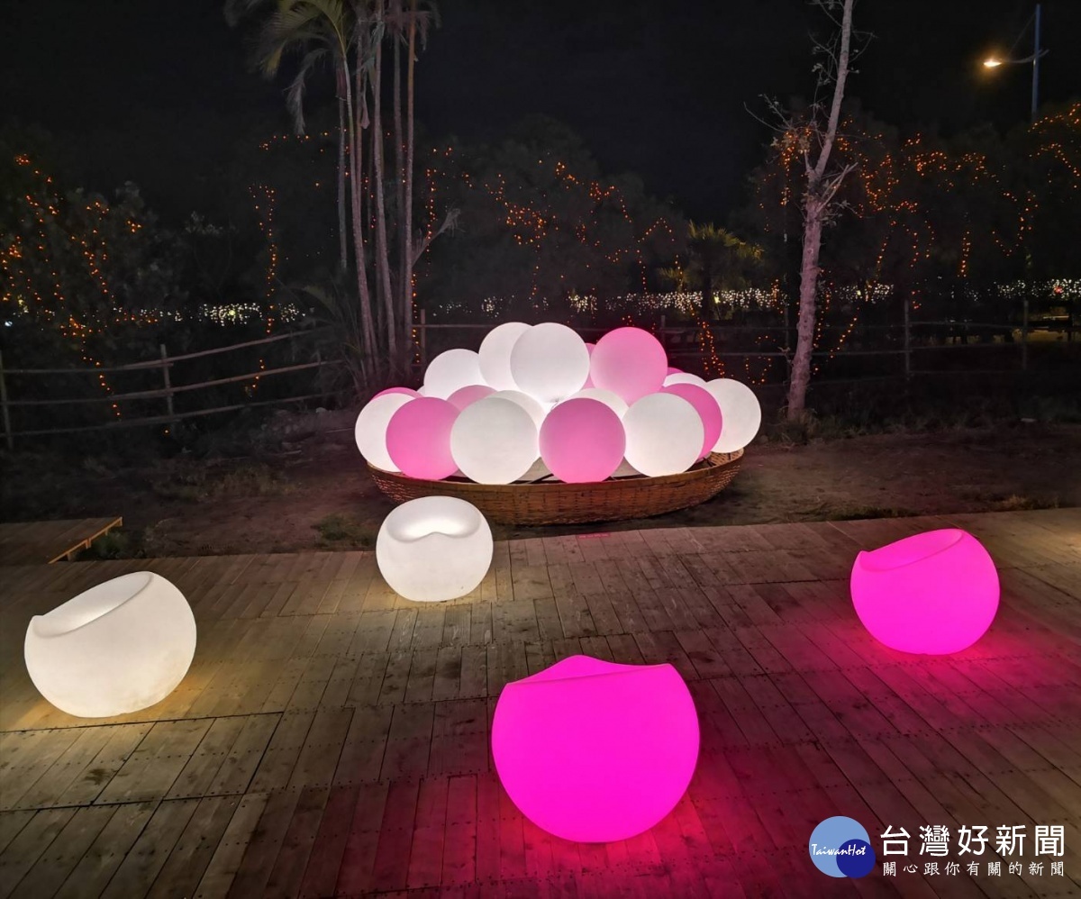 美到不敢坐！　台灣燈會造型休閒椅俯拾即藝術 台灣好新聞 第2張