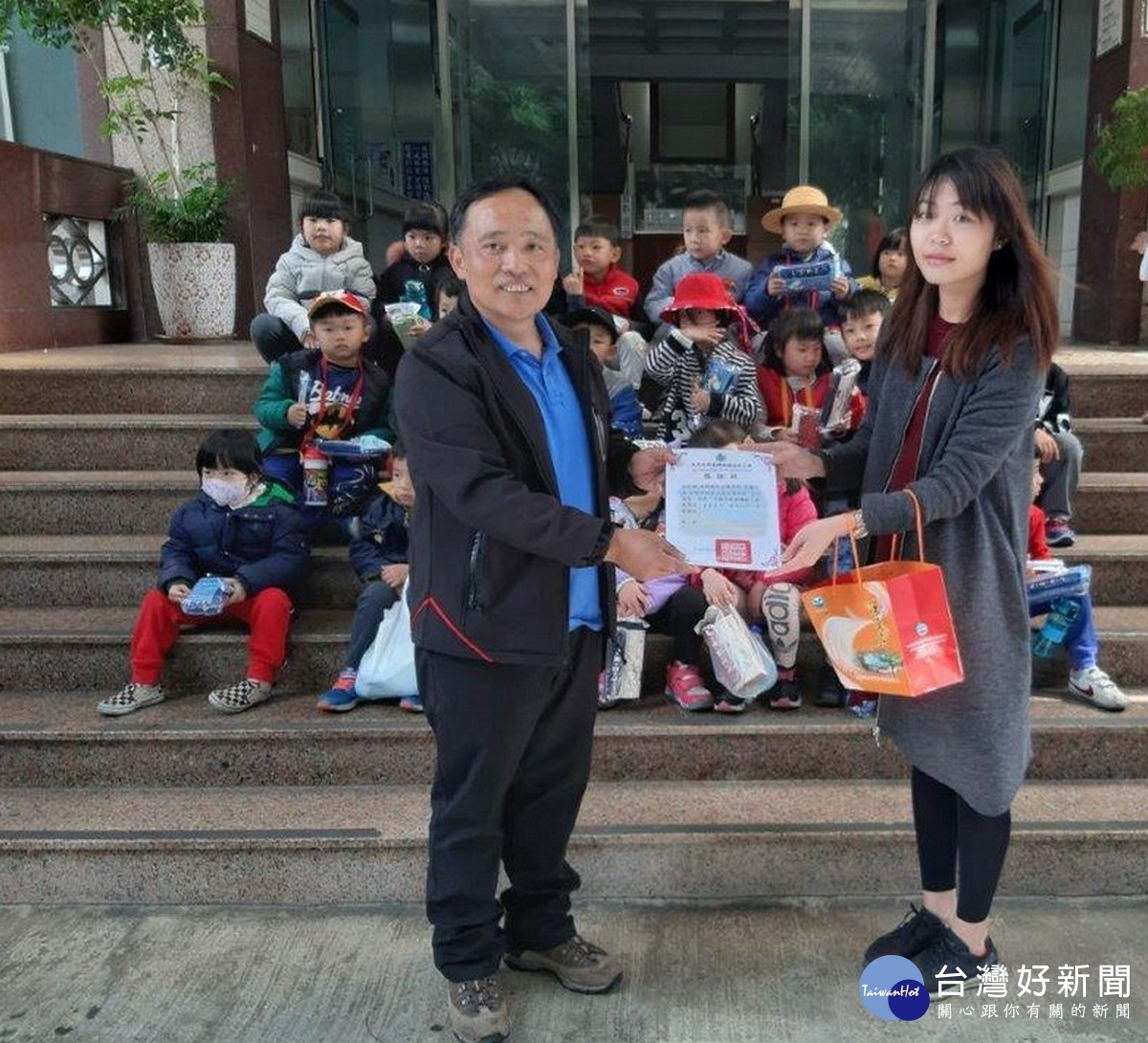 幼兒園學童參訪警局　萌翻波麗士 台灣好新聞 第2張
