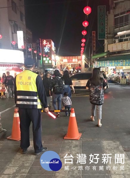 228連假賞燈免塞車　北港警交通疏導有一套 台灣好新聞 第2張