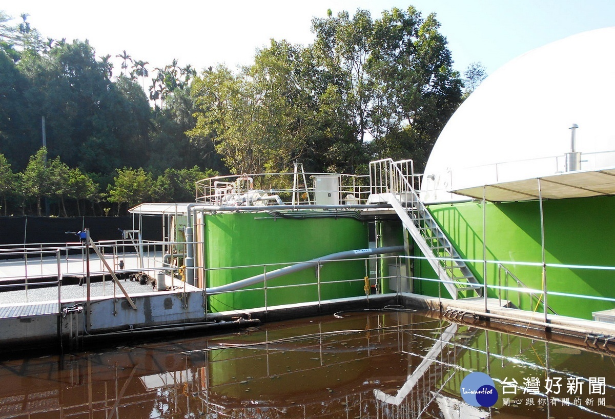 草屯新合興牧場建置的沼氣發電併聯工程。(瑞助提供)