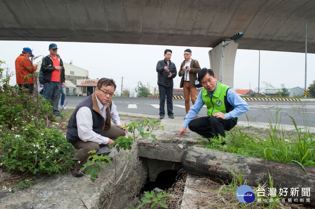 西濱大安段排水系統設計不當居民遭殃　中市民代官員會勘謀改善 台灣好新聞 第1張