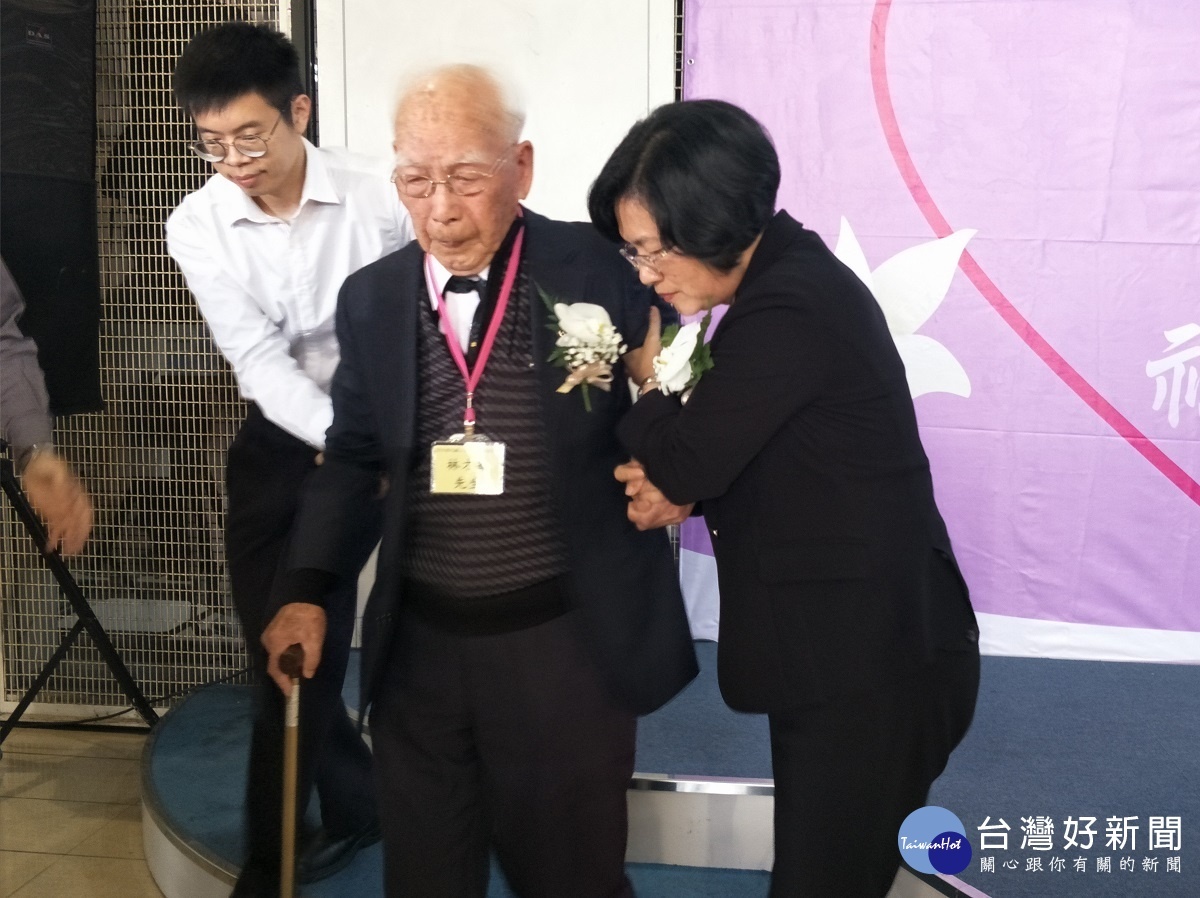 彰縣二二八和平紀念活動　王惠美與受難者等人祈福 　　 台灣好新聞 第4張