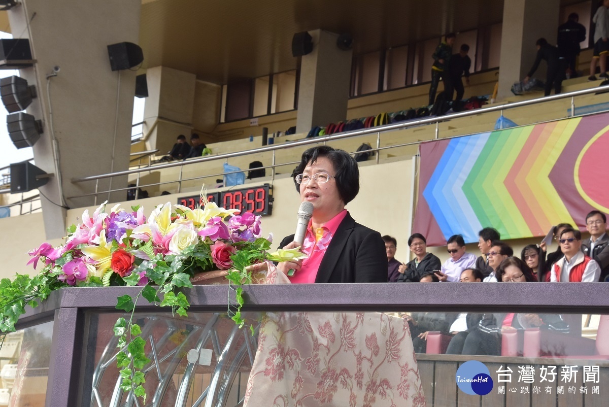 彰化縣長王惠美在中小學聯合運動會開幕中致詞。