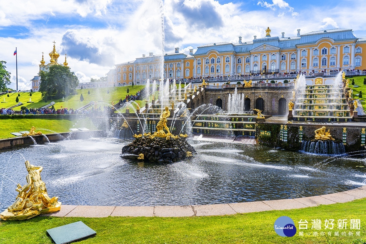 彼得夏宮花園被稱為俄羅斯的凡爾賽，也是俄羅斯最大的花園。（圖／喜鴻假期提供）