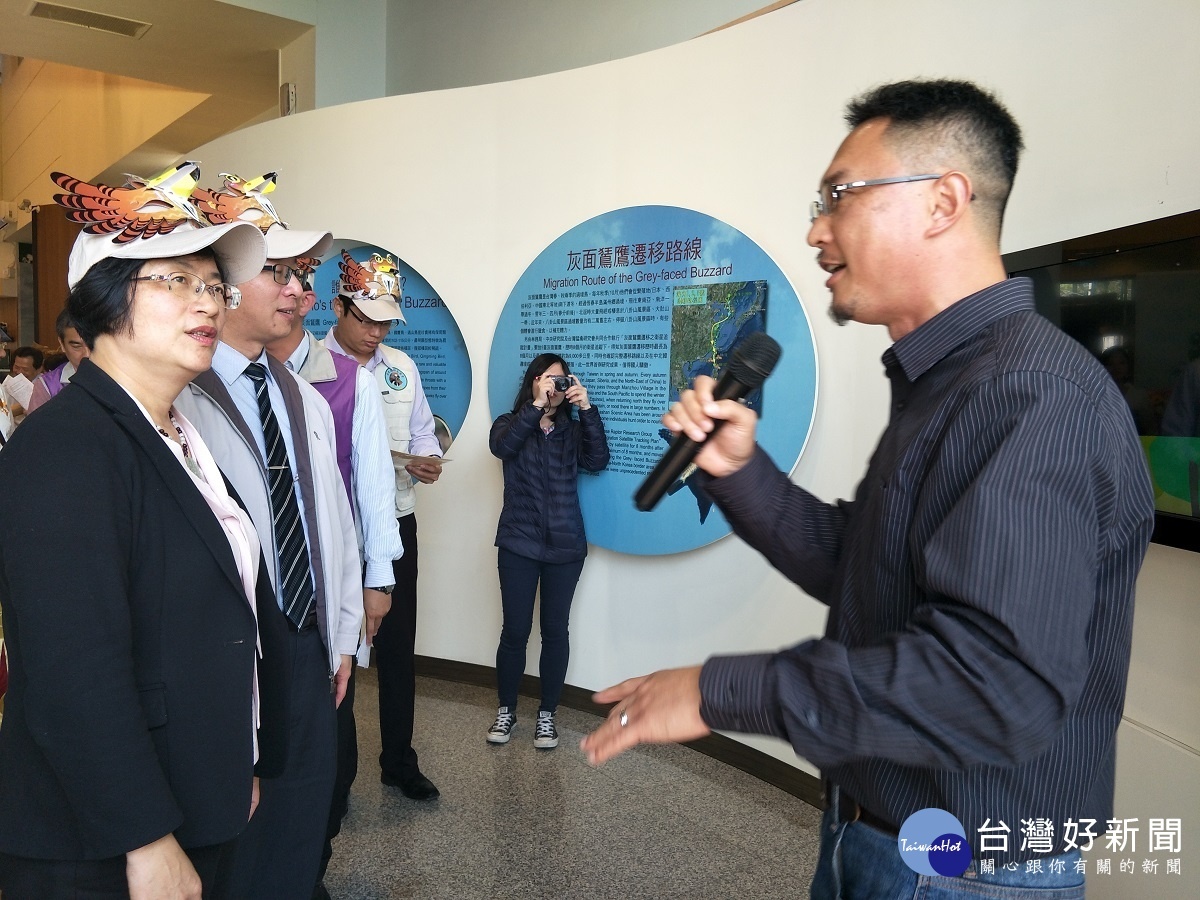 彰化縣長王惠美參加鷹揚八卦生態導覽。圖/記者鄧富珍攝