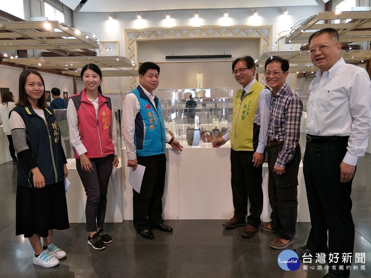 「一念之間」張永宗柴燒創作展。圖/記者鄧富珍攝