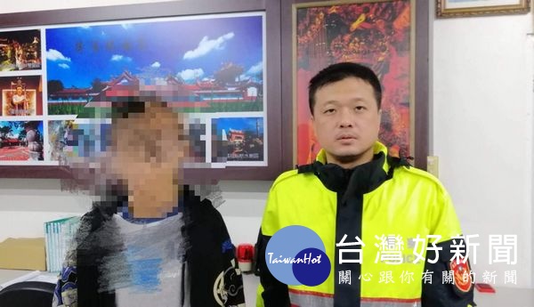 惠來所警方積極調閱機車竊案附近監視器畫面,掌握竊嫌行蹤,進而逮獲行為偏差的蹺家少年。(記者陳昭宗拍攝)