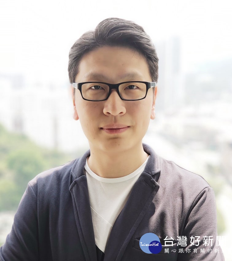 CM2房產平台創辦人嚴中健(圖/CM2房產平台提供)