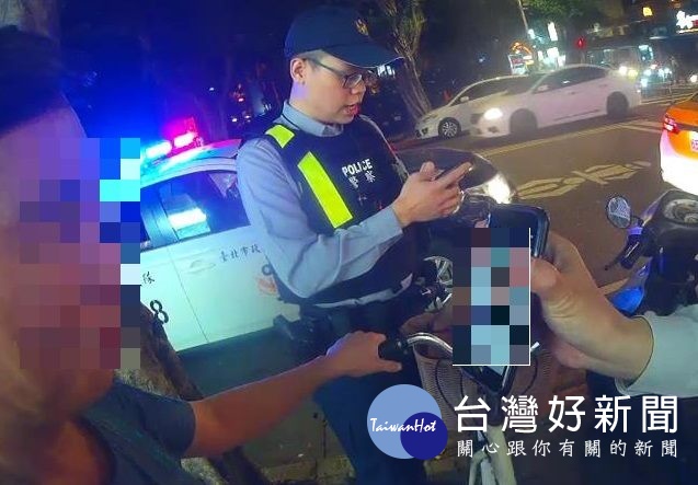 通緝男悠哉逛大街　遭眼尖警認出送辦 台灣好新聞 第1張