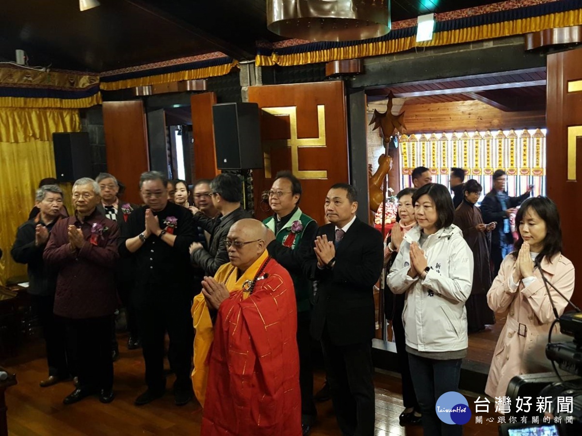 侯友宜致贈坪林天佛禪寺匾額　與製茶青農進行座談 台灣好新聞 第3張