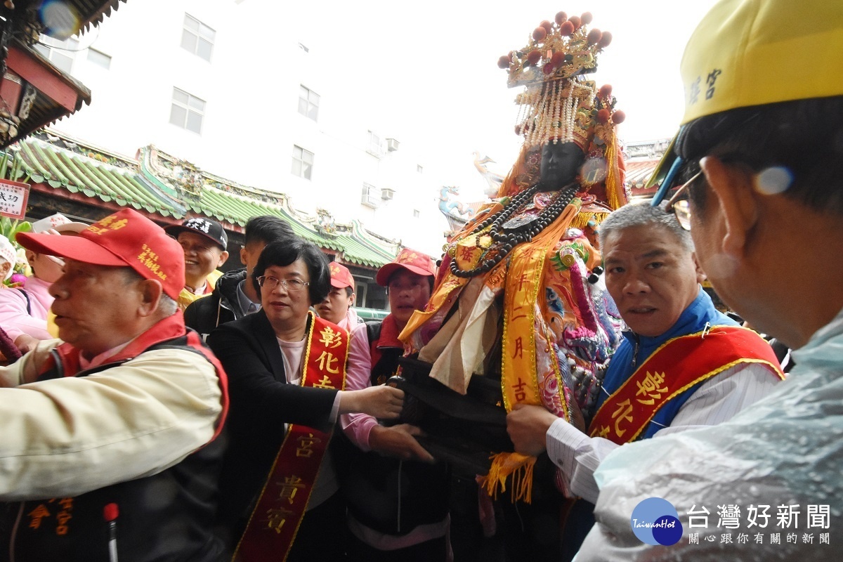 南瑤宮己亥年笨港進香起駕 接駕。