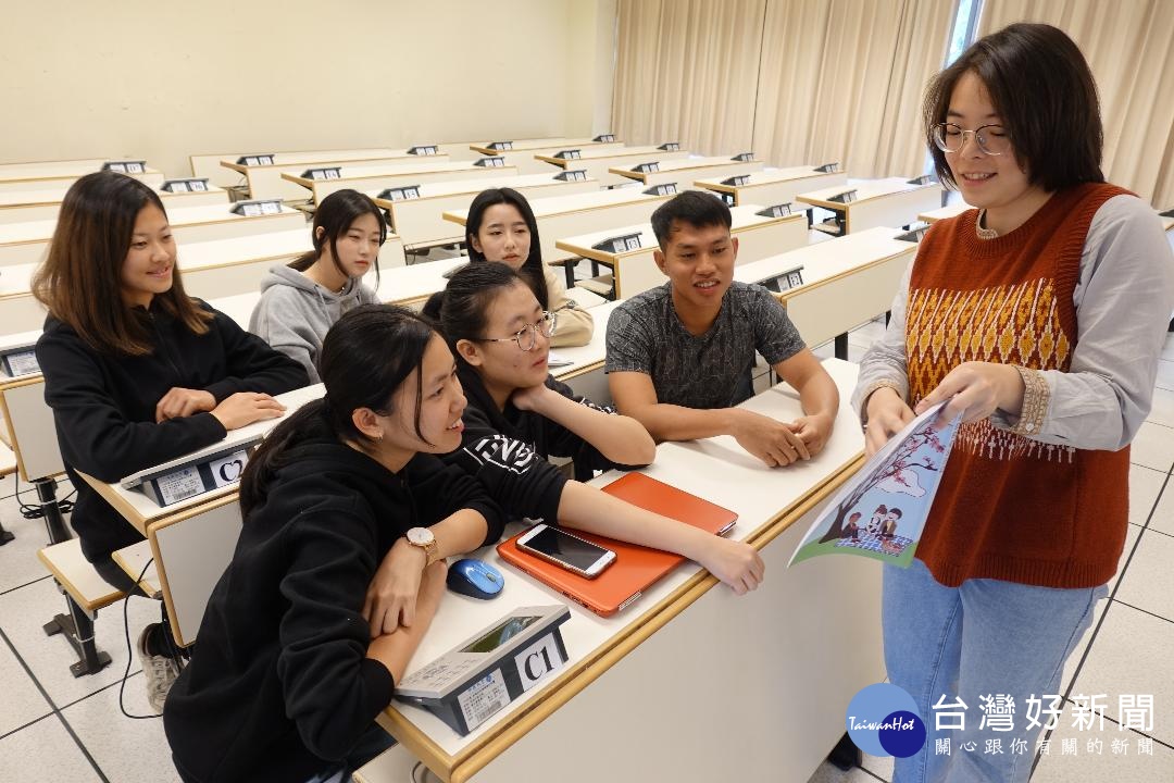 中原大學應華系畢業生未來將成為全球華語教學的種子師資。