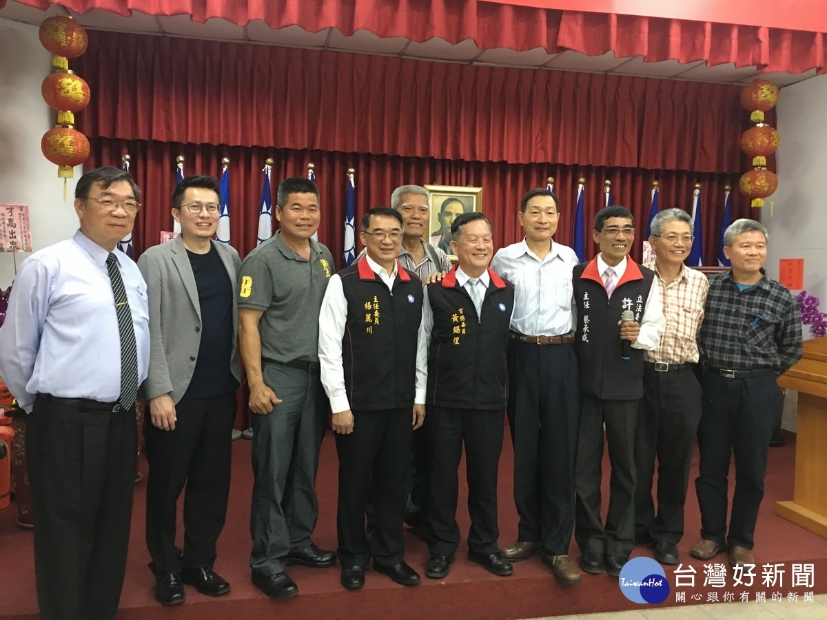 後備青溪系統同袍等均出席祝賀。(記者扶小萍攝)