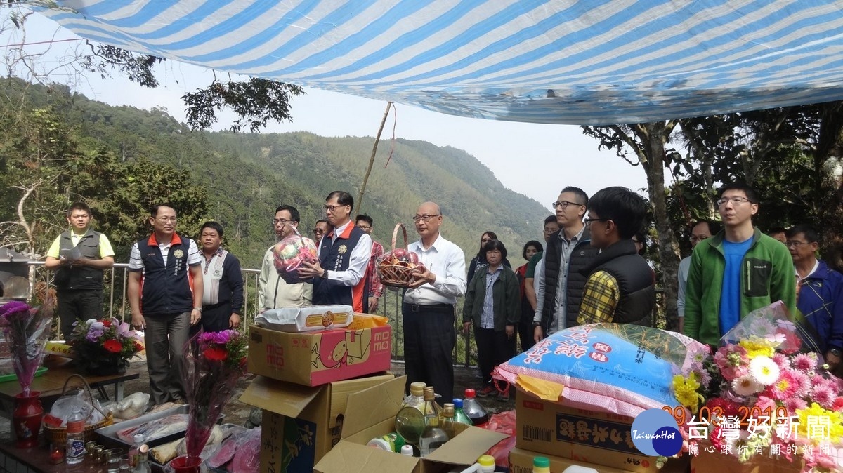 水里工作站人倫分站榮民塔舉行清明祭祀活動。