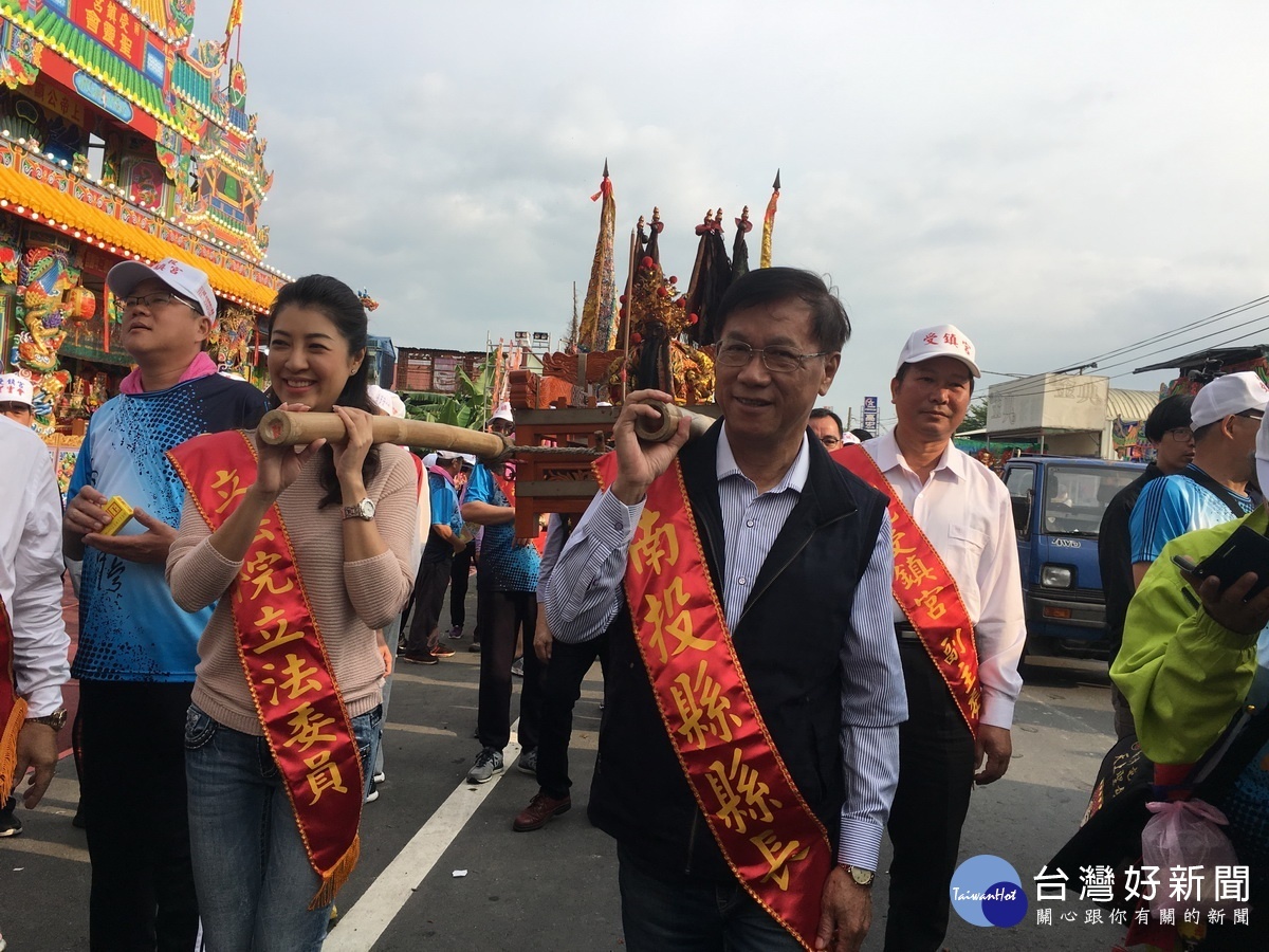 玄天上帝「神騎」出巡　信眾徒步巡香展虔誠 台灣好新聞 第3張