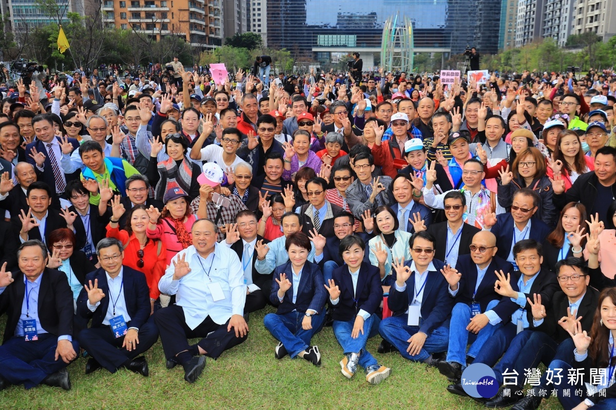 中市府端百日成績單　綠營議員批「百日空轉」 台灣好新聞 第1張