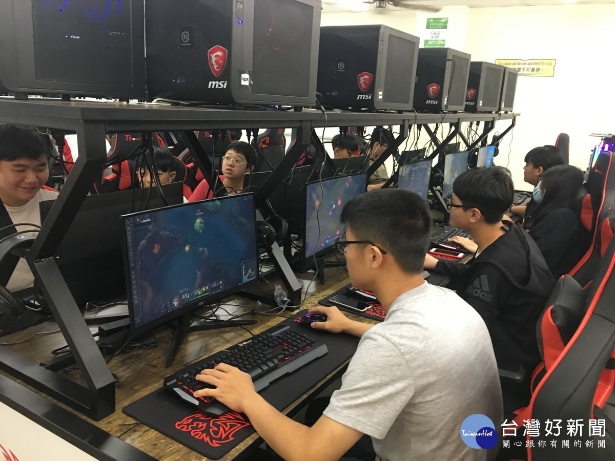 五育舉辦國中生電競賽。(記者扶小萍攝)