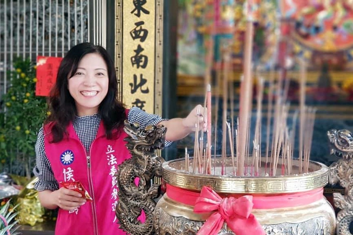 投入國民黨桃園市第6選區立委初選的國民黨中常委侯佳齡。(取自侯佳齡臉書)