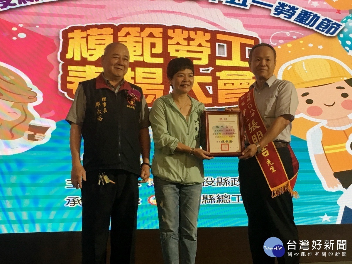 台電張明吉服務年資長達39年。(記者扶小萍攝)