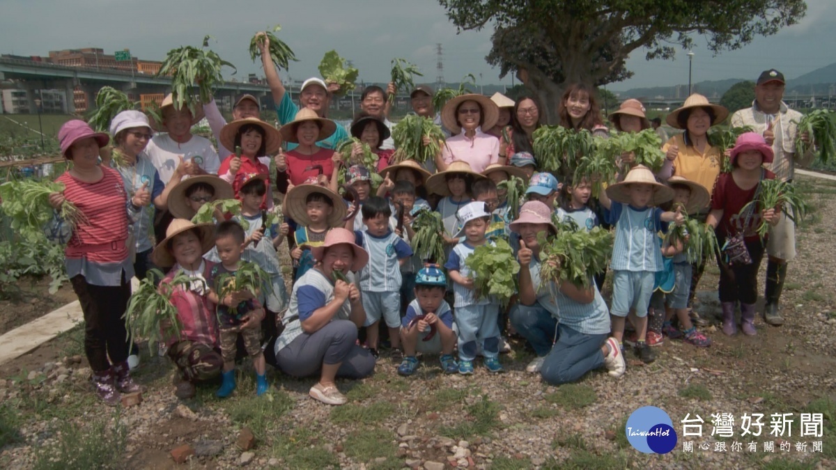紮根食農教育　幼童訪樂活農園 台灣好新聞 第1張