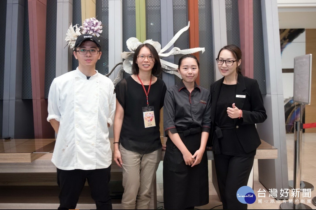 桃園市政府就業服務處辦理桃園『有頭鹿』職能訓練場,協助青年學子與就業市場接軌,為踏入職場作充分的準備。