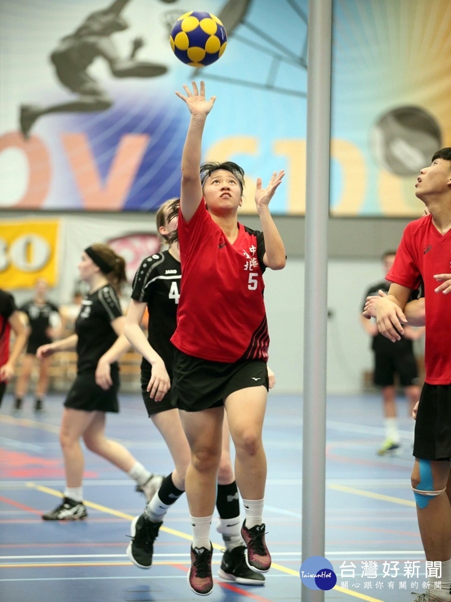 南崁高中合球隊勇奪世界第三 蘆竹區長推動全區運動風氣