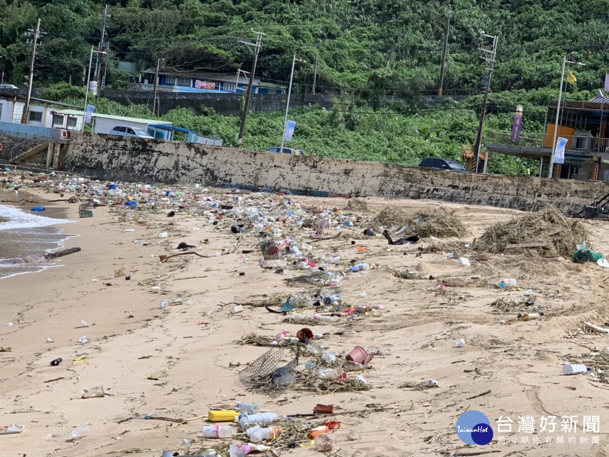 外木山沙灘海漂垃圾上岸基市環保局動員清除 蕃新聞