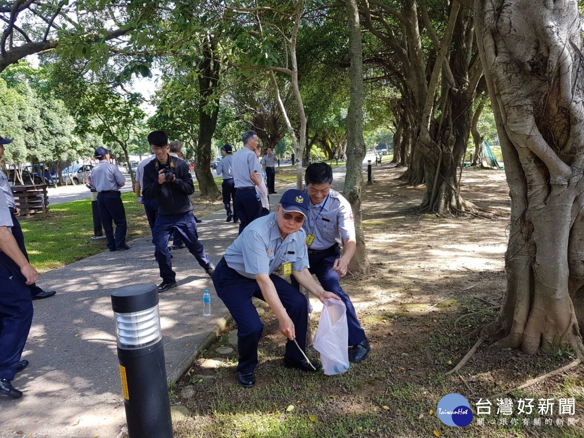 八德分局與民防中隊擴大舉辦自然生態公園淨園活動
