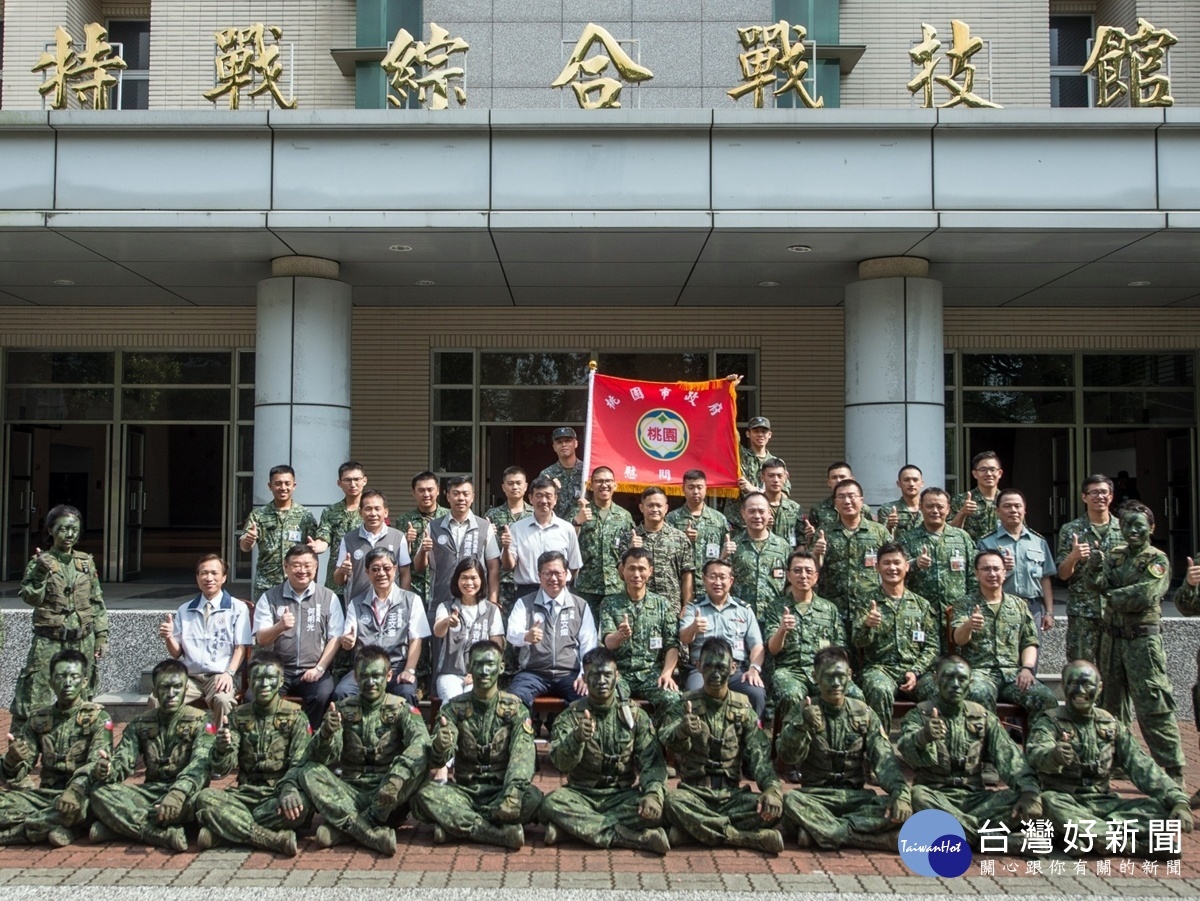 市長敬軍感謝國軍守護家園 贈慰問金並賀端節愉快