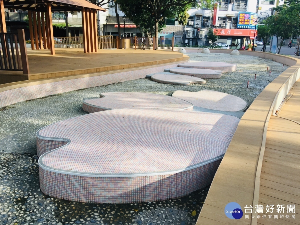 桃園市開放公園夏日戲水設施,預定7月1日起免費開放戲水設施,民眾可到住家附近的公園玩水,既清涼又消暑。