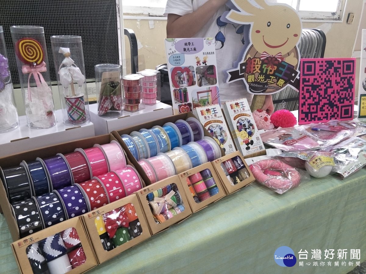 縣長王惠美餐與嬉遊彰化蓋有趣系列活動與學童快樂互動並鼓勵學童參與暑假正當休閒活動。圖/記者鄧富珍攝