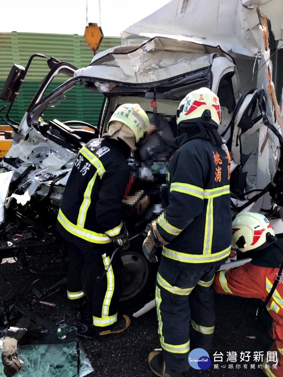 未保持行車安全距離 國道二號發生追撞死亡車禍