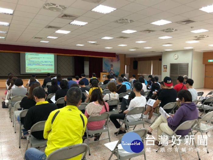 桃園市環保局召開說明會,讓大家更明白新法規的內容及實施方式。